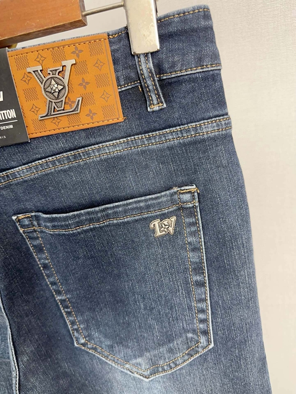 ブランドジーンズ全体デザイン